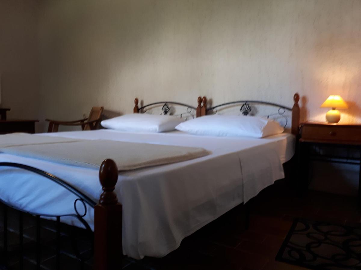 Apartman Studio Victoria Apartment Pula Ngoại thất bức ảnh